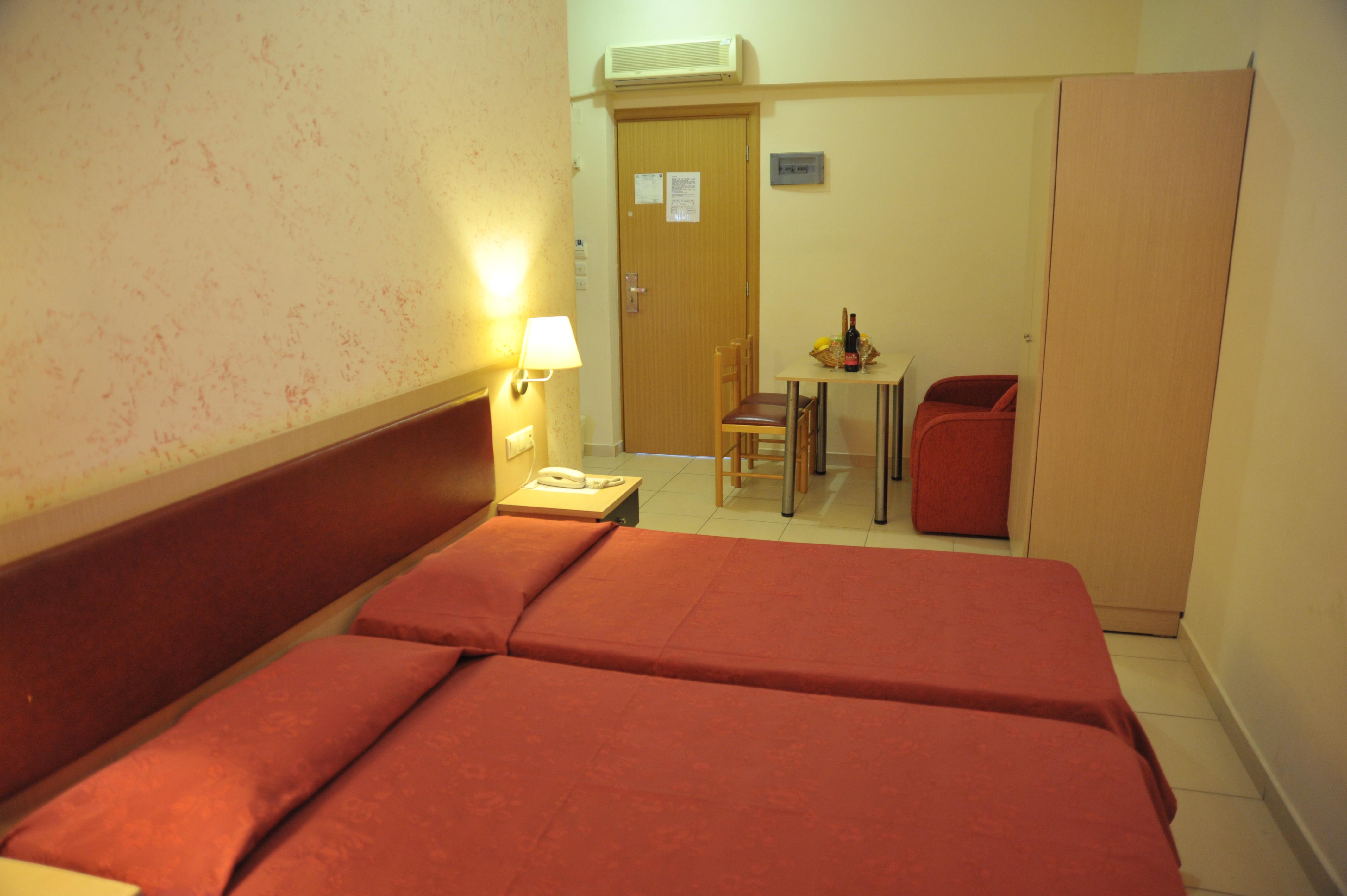 קרמסטי Anseli Hotel מראה חיצוני תמונה
