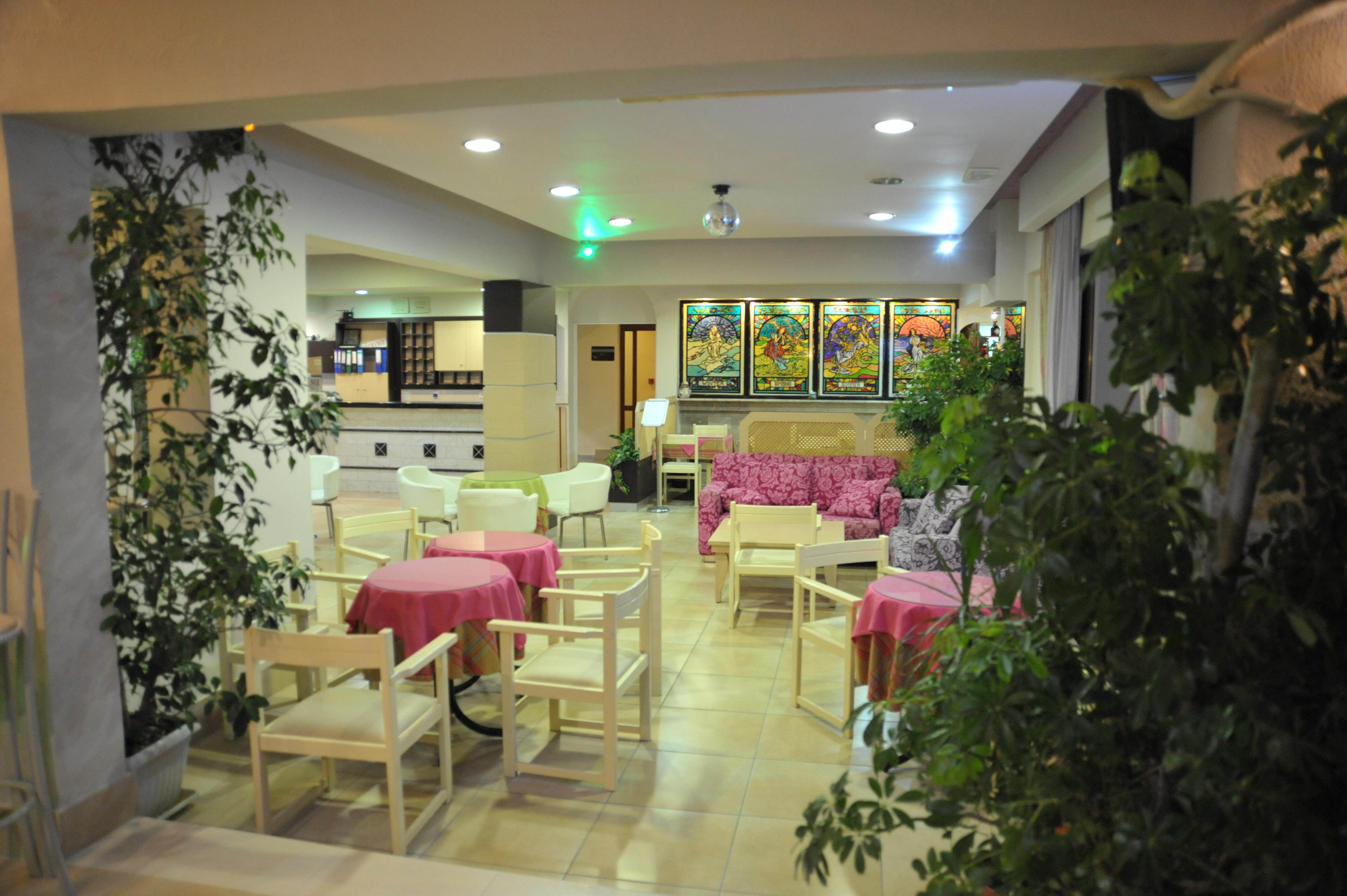 קרמסטי Anseli Hotel מראה חיצוני תמונה