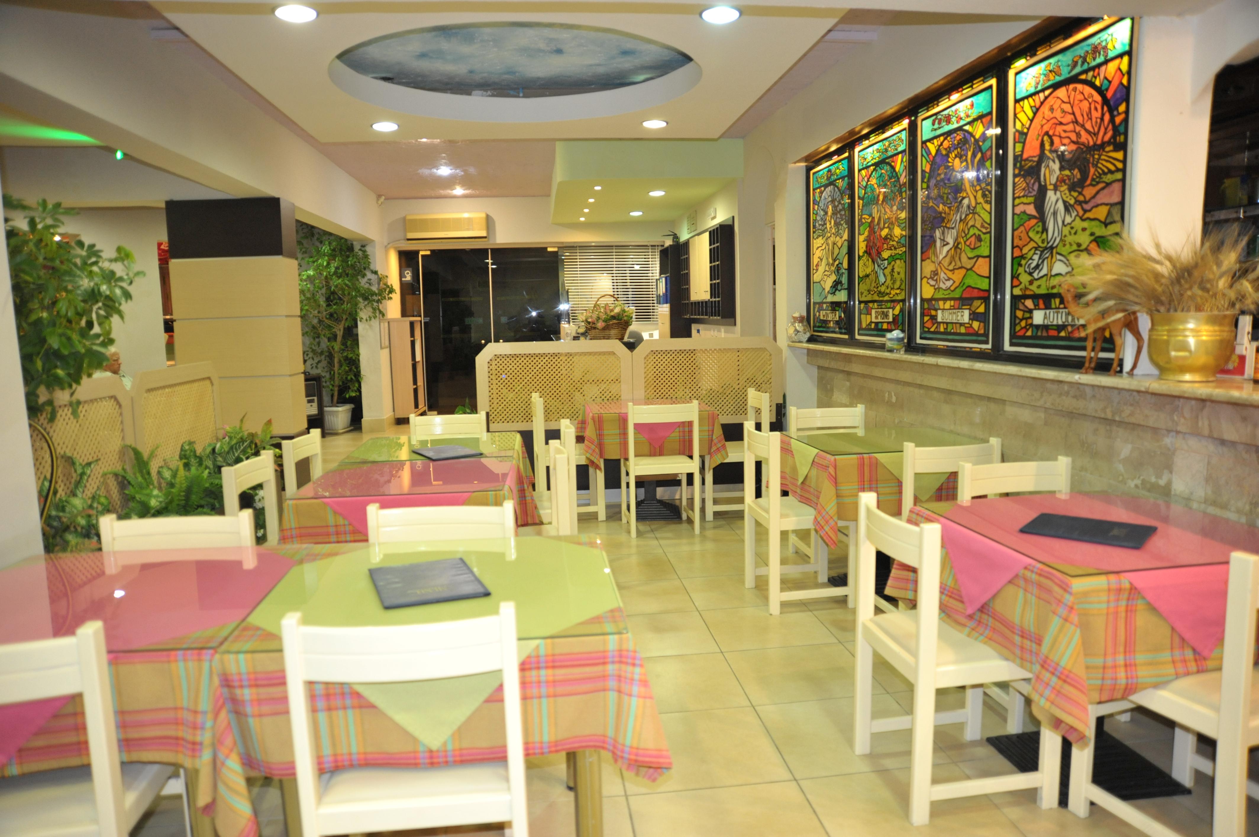קרמסטי Anseli Hotel מראה חיצוני תמונה