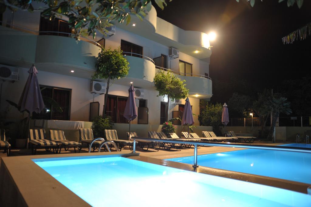 קרמסטי Anseli Hotel מראה חיצוני תמונה