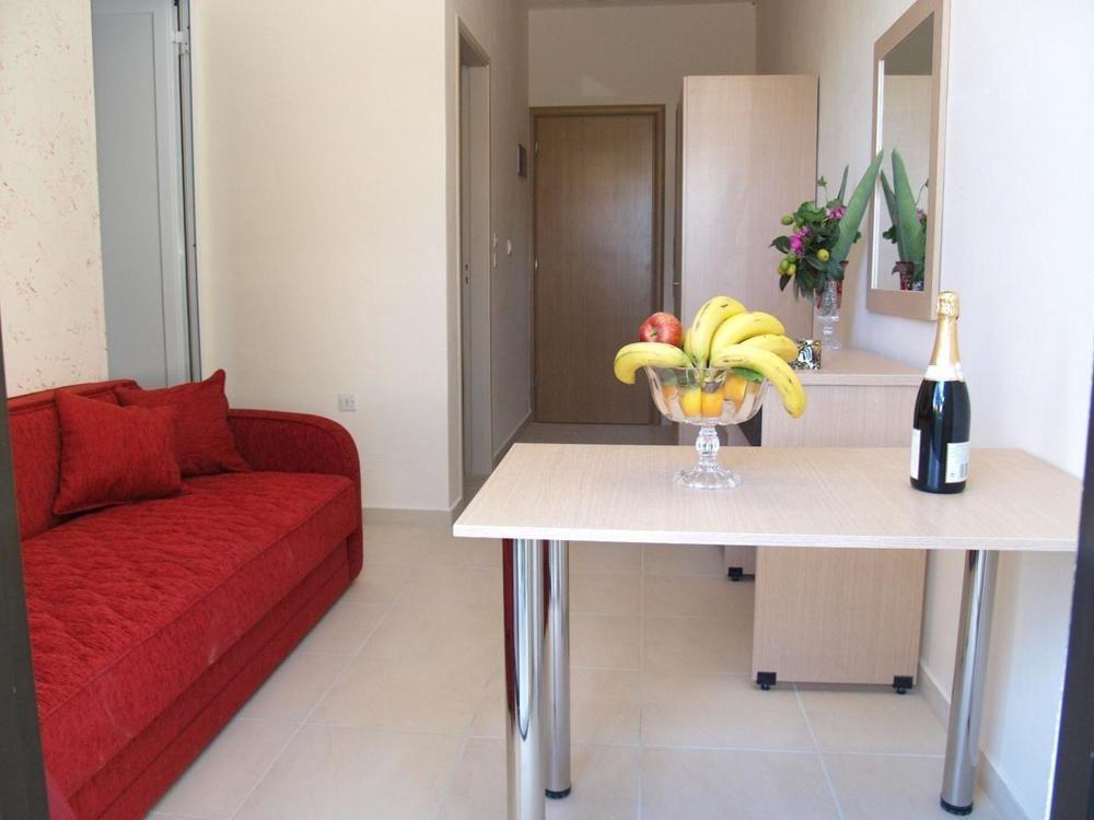 קרמסטי Anseli Hotel מראה חיצוני תמונה