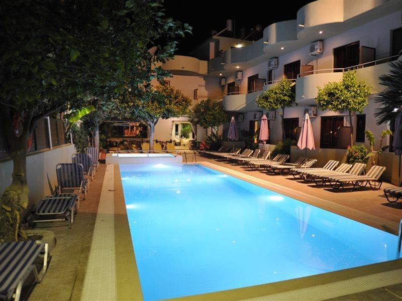 קרמסטי Anseli Hotel מראה חיצוני תמונה