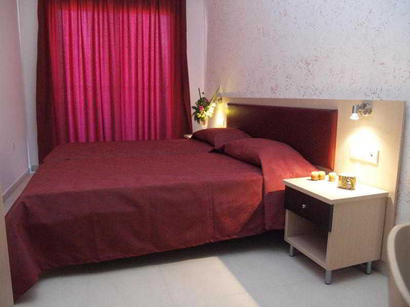 קרמסטי Anseli Hotel מראה חיצוני תמונה