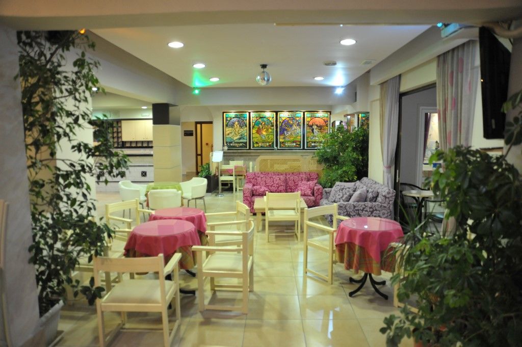 קרמסטי Anseli Hotel מראה חיצוני תמונה