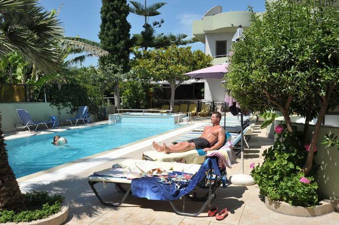 קרמסטי Anseli Hotel מראה חיצוני תמונה